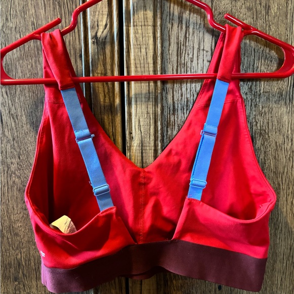 Fabletics All Day Every Day Sports Bra in red/maroon/blue, size large. - Picture 6 of 9